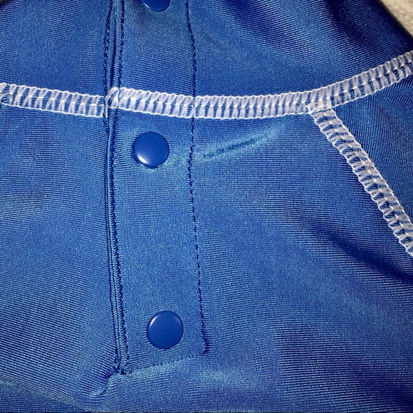 UVSkinz Shark Rash Guard Matching Trunks 2T - Picture 10 of 16